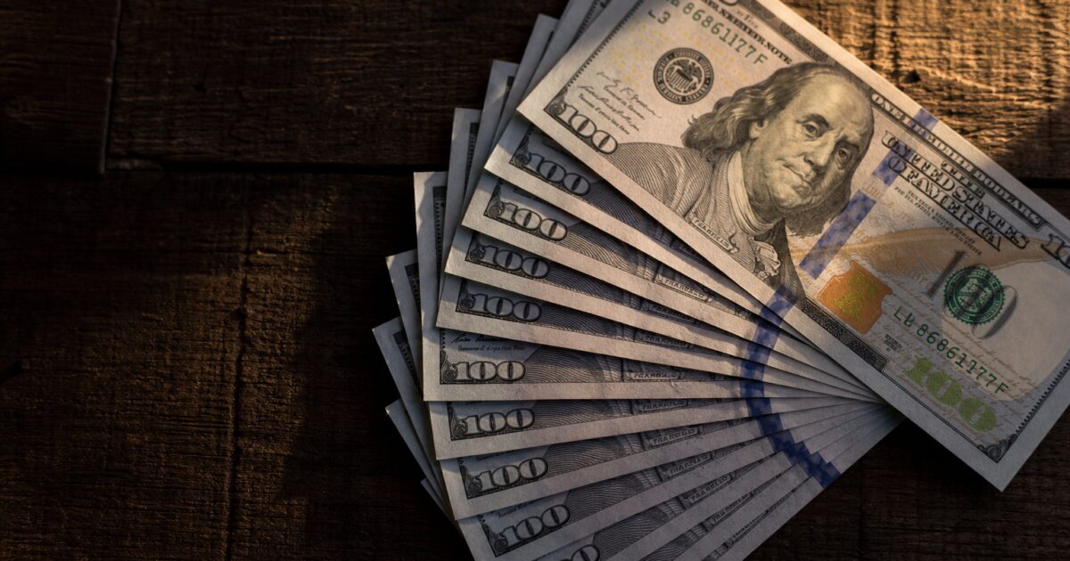 العملات المستقرة تدفع مدفوعات بطاقات التشفير إلى 7.8 مليار دولار في مايو