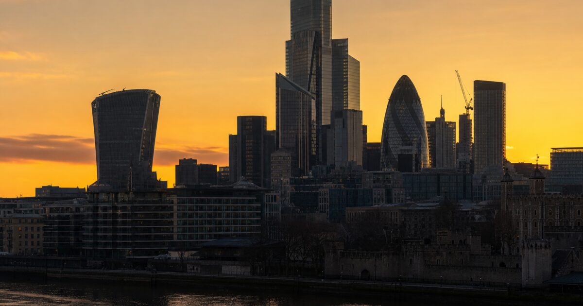 العقوبات البريطانية تستهدف منصة HTX بسبب مزاعم ارتباطها بروسيا