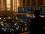 آرثر هايز يبيع WLD بينما عرض الاكتتاب العام للذكاء الاصطناعي من Maelstrom يلفت الأنظار