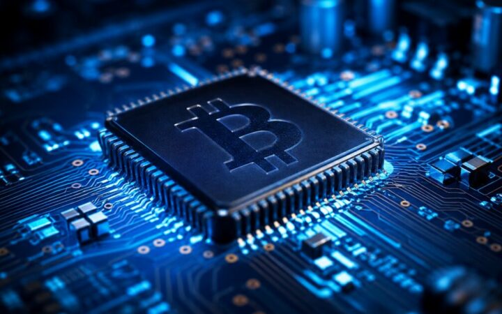 بيتكوين يهبط 22% و4500 متداول يراقبون مستوى 71,495 دولاراً
