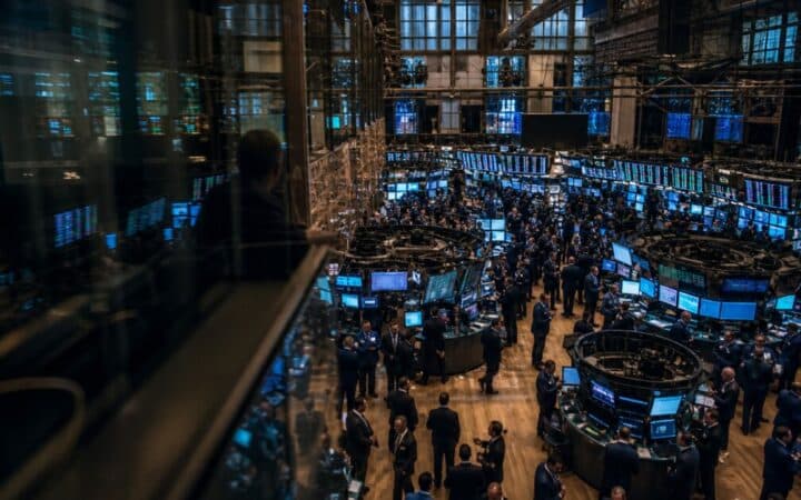 سعر بيتكوين يصل إلى ,000 مع طرح SpaceX للاكتتاب ومحادثات أمريكية إيرانية تهز الأسواق