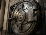 بيتكوين تبقى فوق 62,500 دولار مع انتعاش بفضل منشور ترامب على تروث سوشيال