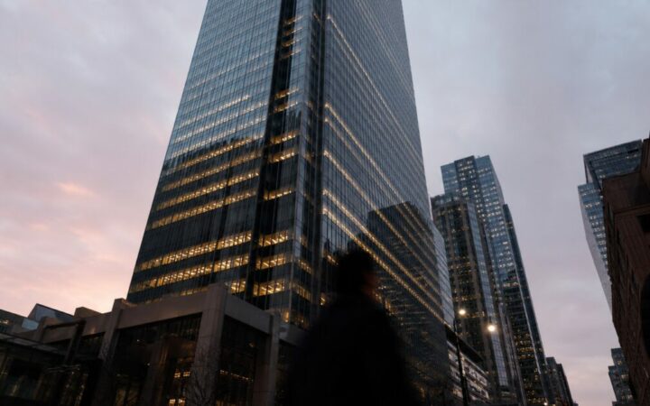 جذب صندوق IBIT من BlackRock مستخدمي بيتكوين دون إثارة الشكوك