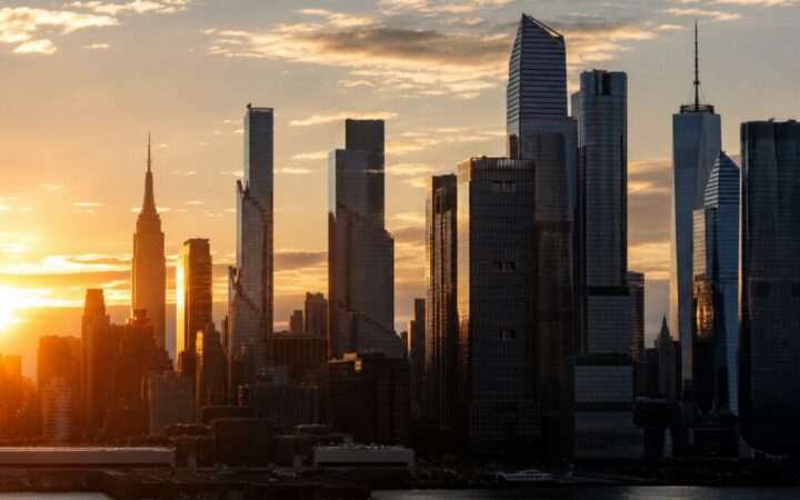 حدود سحب BCRED من بلاكستون تصل إلى 5% مع تراجع الائتمان الخاص والعملات الرقمية