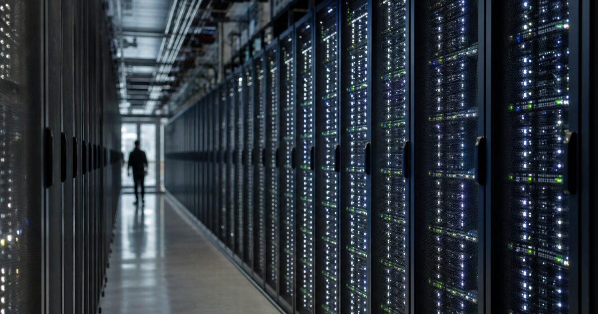 عدد حاملي Chainlink يقترب من 900,000 مع خروج LINK من المنصات