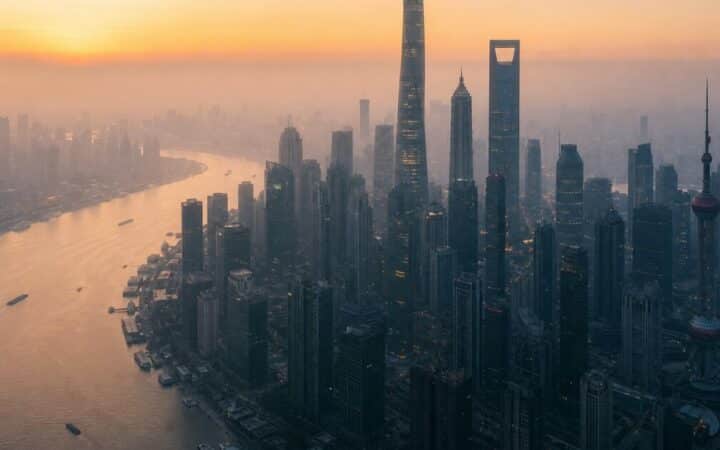 الصين تتصدر 47% من المستثمرين الأفراد في سباق الذكاء الاصطناعي العالمي، وفقاً لتقرير eToro