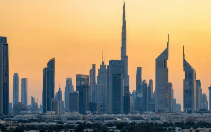 هيئة تنظيم الأصول الافتراضية في دبي تصدر 50 ترخيصًا لشركات العملات الرقمية و11 منها لم تبدأ العمل بعد