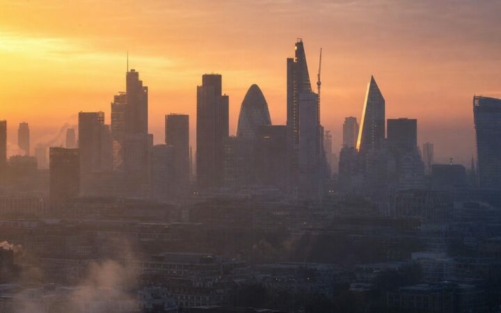 هيئة السلوك المالي تسحب أكثر من 1000 إعلان تمويل سيارات و28,000 مستهلك يخرجون من العقود مجانًا