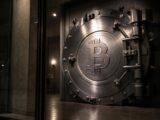 فرانكلين تمبلتون تقدم صندوقين متداولين للبيتكوين مع سقف 20% للعملات الرقمية