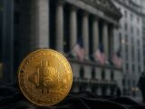 ستاندرد تشارترد تتمسك بتوقعاتها لبيتكوين بـ100 ألف دولار رغم انخفاضه إلى 59 ألفاً