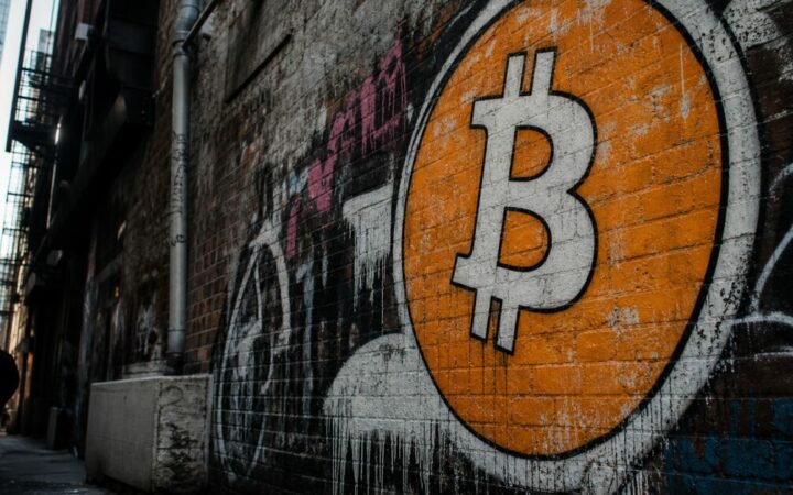 جيفري كيندريك من ستاندرد تشارترد يتوقع تفوق إيثريوم على بيتكوين بنسبة 40% هذا العام