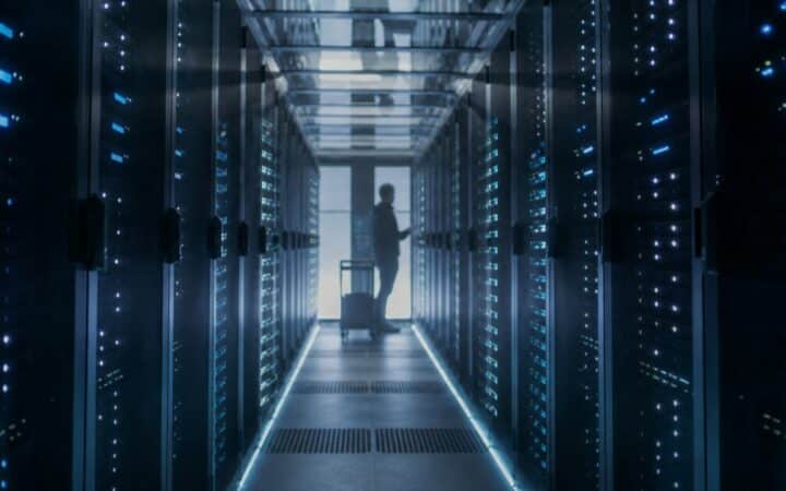 الخبراء قلقون من هجمات التمويل اللامركزي (DeFi) المدفوعة بالذكاء الاصطناعي، لكن التهديد الحقيقي لا يزال غامضًا