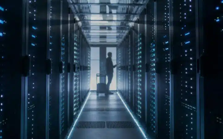 الخبراء قلقون من هجمات التمويل اللامركزي (DeFi) المدفوعة بالذكاء الاصطناعي، لكن التهديد الحقيقي لا يزال غامضًا