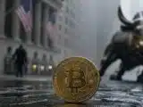 ارتفاع بيتكوين فوق ,000 وXRP يقفز 5% في تداولات العطلة الهادئة