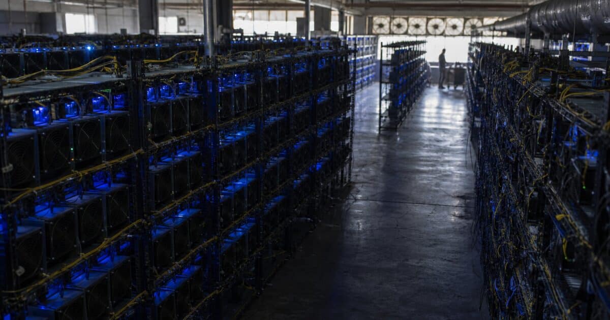 هبوط بيتكوين إلى أقل من ,000 مع تراجع الرافعة المالية في الجلسة الآسيوية