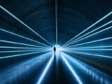 الرئيس التنفيذي لـ Coinbase براين أرمسترونغ يعترف بخطأ مكلف في المراهنة على العملات المرتبطة بالمحتوى