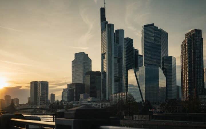 البنك المركزي الأوروبي يختار Revolut ضمن 36 شركة لاختبار اليورو الرقمي قبل إطلاقه في 2027