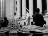 إكسودس تخفض 25% من موظفيها وتحصل على دعم Benchmark في تحولها نحو العملات المستقرة