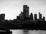 مراجعة ميلز من FCA تضع 11 مليون بالغ بريطاني في قلب تحول التمويل بالذكاء الاصطناعي