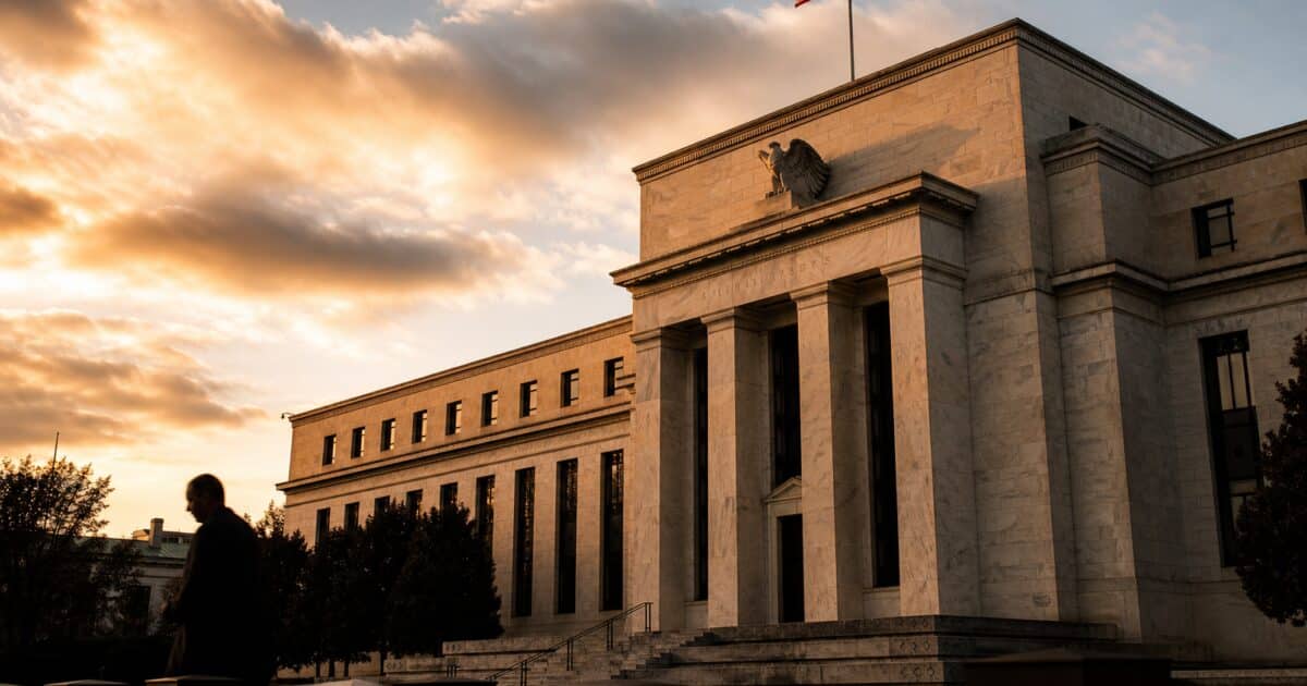 الاحتياطي الفيدرالي ودفعة 900 مليون دولار من FTX تثير قلق سوق العملات الرقمية