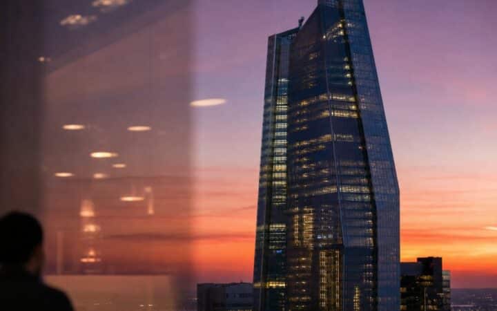 جريسكيل: سوق البيتكوين الهابطة انتهت على الأرجح والأنظار تتجه نحو اختراق 70,000 دولار
