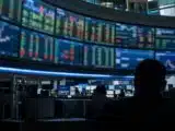 رموز احتيالية على شبكة روبن هود تتسبب في خسائر للمشترين، بحسب Relay، مع وصول حجم التداول إلى 400 مليون دولار