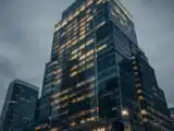 استراتيجية تسجل خسارة بقيمة 8.2 مليار دولار في الربع الثاني مع زيادة البيتكوين بنسبة 11%
