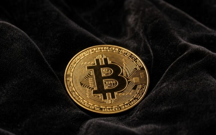 خطة احتياطي البيتكوين في الولايات المتحدة تصطدم بعقبات مع تنافس ثلاث وكالات على السيطرة