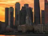روسيا تسهل الوصول إلى العملات الرقمية للمستثمرين المؤهلين باختبار جديد