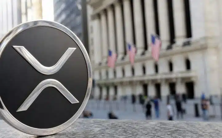 نقل بيتوايز 15.4 مليون دولار من XRP مع تراجع السعر إلى .30