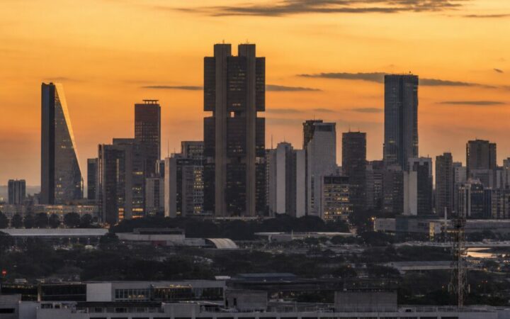 البنك المركزي البرازيلي يستهدف تحويلات العملات الرقمية بقيمة ,000 بفرض حجز لمدة 24 ساعة