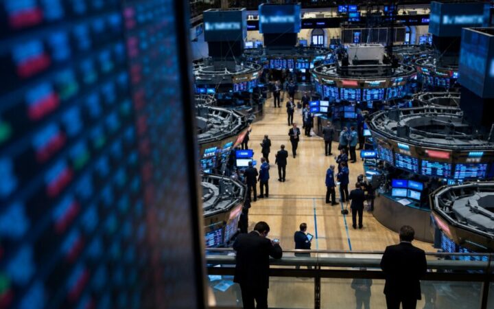 إيدلمان وتيودور إنفستمنت يقومان بتحركات كبيرة في صناديق بيتكوين المتداولة