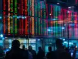 جينياس سبورتس تبرم صفقات مع كالشاي وبوليماركت مع وصول الإيرادات إلى 195.5 مليون دولار في الربع الثاني