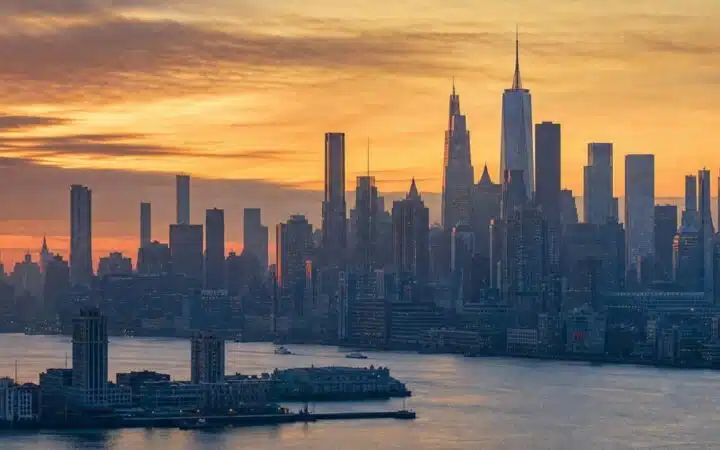 هاغينغ فيس تسعى للبيع بـ13 مليار دولار بعد رفض عرض إنفيديا بـ7 مليارات دولار