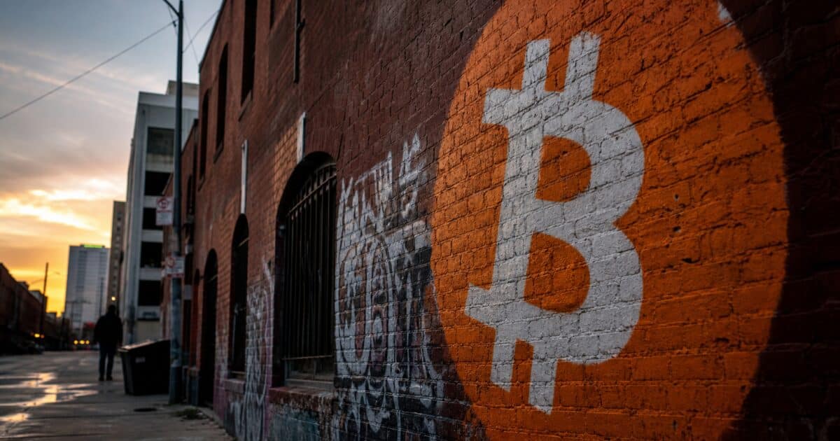 خطاب كيفين وورش في جاكسون هول يهدد ارتفاع بيتكوين إلى K