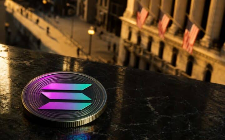 سولانا تخفض تكاليف التخزين بنسبة 90% وسعرها يتجاوز  لأول مرة منذ مايو
