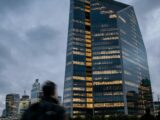 خسارة تيثر 4 مليارات دولار في 60 يوماً مع تزايد إرهاق البائعين
