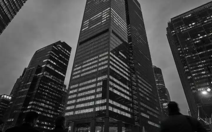 تثير تحقق أرباحًا بقيمة 1.5 مليار دولار في الربع الثاني مع زيادة محافظ USDT إلى 650 مليون