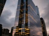 تدفقات صندوق IBIT من BlackRock تهيمن على صناديق بيتكوين المتداولة، محققة 454 مليون دولار في يوم واحد