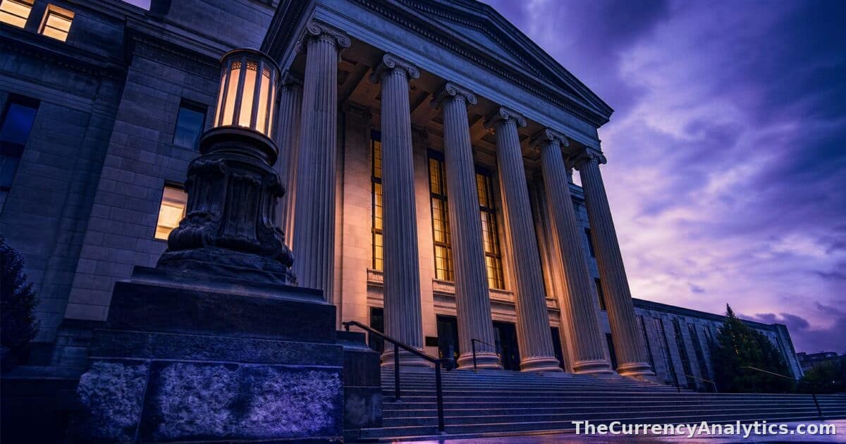 استقالة هيستر بيرس من هيئة الأوراق المالية الأمريكية تترك سوق العملات الرقمية البالغ 3 تريليون دولار عرضة