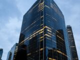 تجار تايلانديون يقاضون تيثير بسبب تجميد 42 مليون دولار أمريكي من USDT وسط تشديد اللوائح
