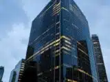 تجار تايلانديون يقاضون تيثير بسبب تجميد 42 مليون دولار أمريكي من USDT وسط تشديد اللوائح