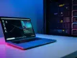 Tether تشارك في جولة تمويل Tenstorrent بقيمة 1.5 مليار دولار بينما تكشف بيانات QVAC عن عقبات تكلفة الذكاء الاصطناعي المحلي