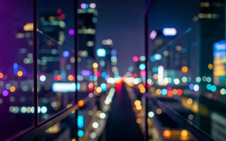 QNT يتصدر المكاسب بنسبة +5.5% بينما ينخفض BTW بنسبة -7.5% في تحركات اليوم