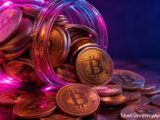 بيتكوين تواجه ضغوطًا مع تصفية مراكز عملات رقمية بقيمة 957 مليون دولار